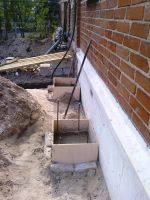 Как правильно выкопать фундамент под пристройку к дому своими руками?
