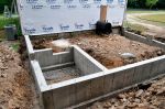 Как правильно выкопать фундамент под пристройку к дому своими руками?