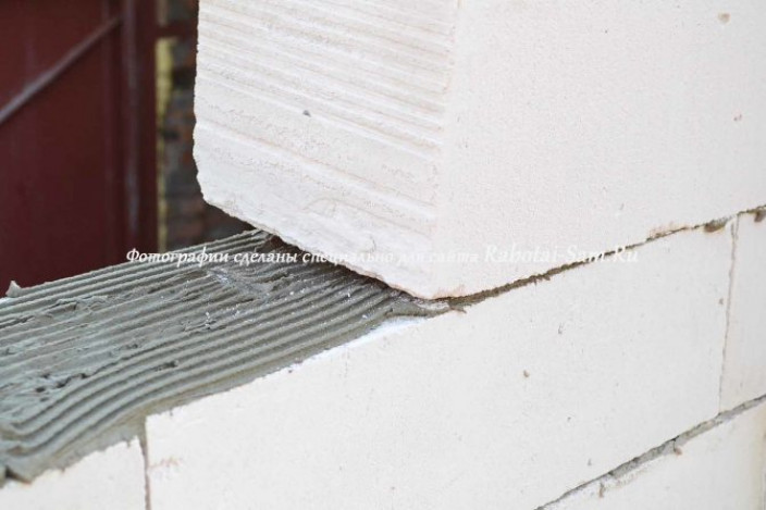 Выкладываем стены гаража из пеноблоков: пошаговая инструкция