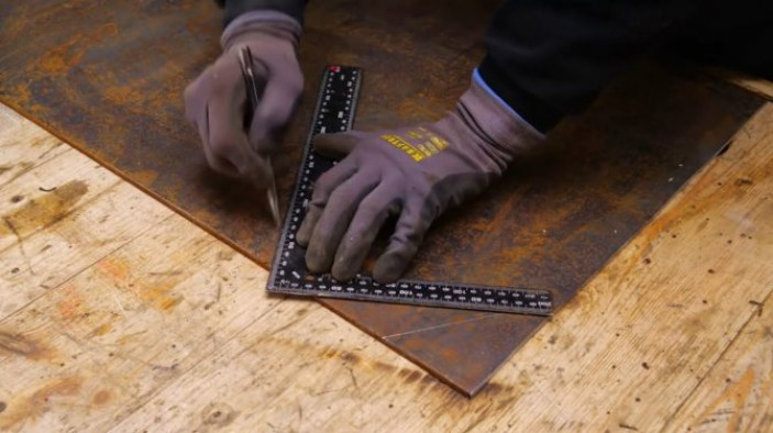 Роликовые ножницы и особенности резки листового металла