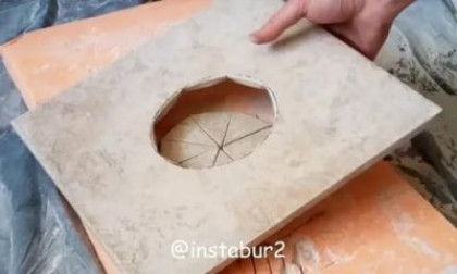 Как просверлить отверстие в керамической плитке под розетку или трубу