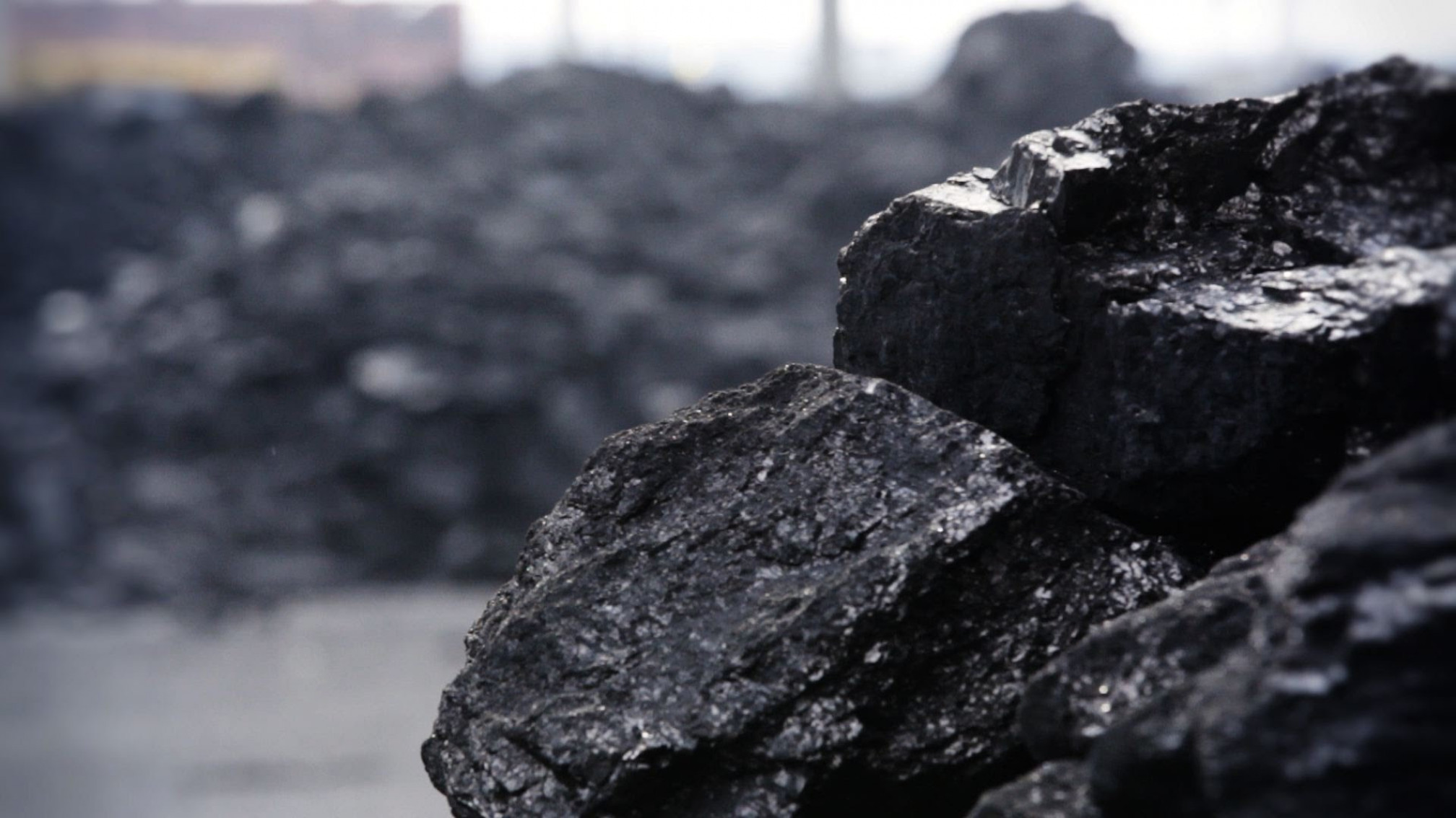 Почему именно уголь?