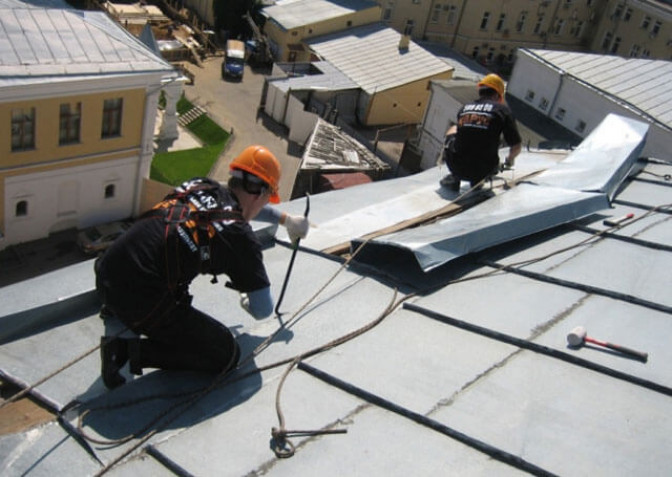 Способы ремонта старой крыши от протекания