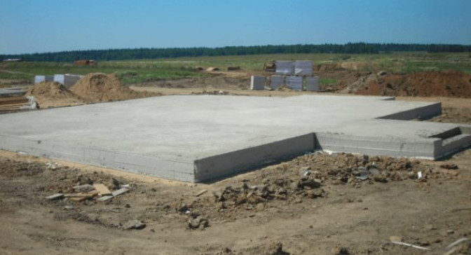 Как рассчитывается бетонная плита на фундамент?