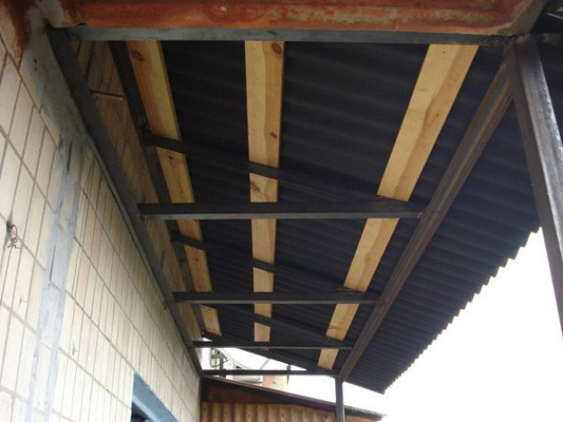 Тип конструкции крыши балкона