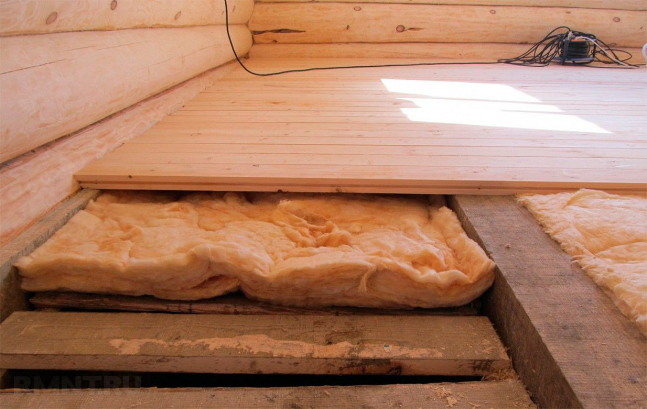 Стоит ли утеплять деревянный дом?