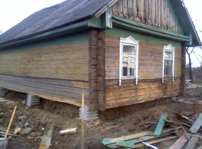 Ремонт фундамента старого деревянного дома, этапы